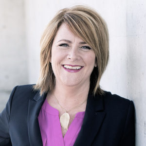 Barb Patterson headshot